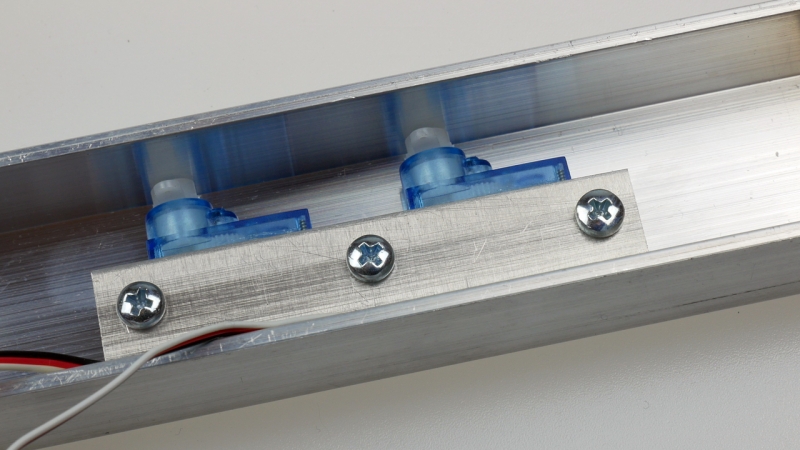 2 Servo Wattenscheider-Signalträger inkl. 2 Servos